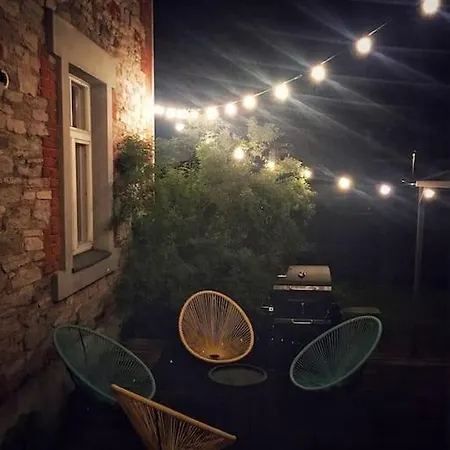 Historical, Spacious And Elegant With Terrace Lejlighed *