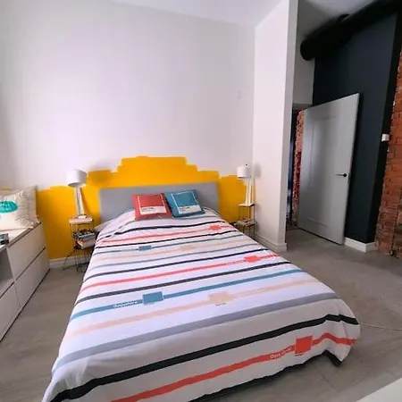 Korter Historical, Spacious And Elegant With Terrace *