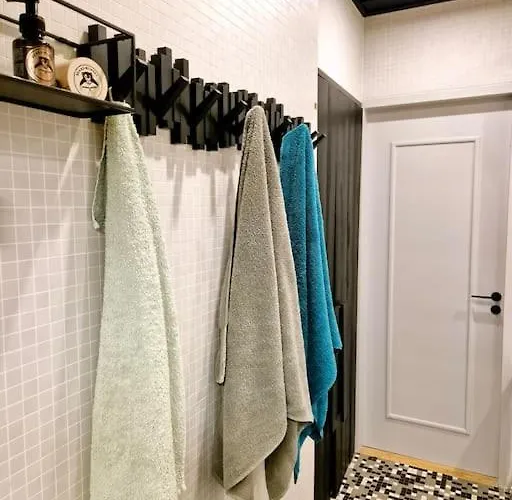 Historical, Spacious And Elegant With Terrace Korter Tartu