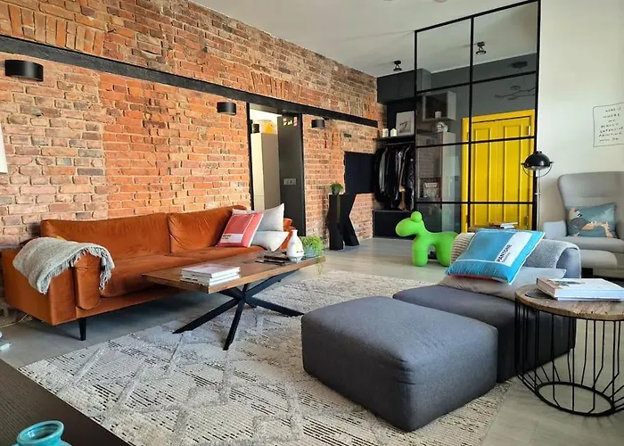 Historical, Spacious And Elegant With Terrace Korter Tartu